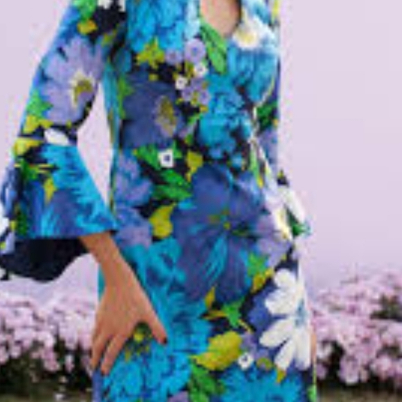 TRINA TURK WINNIE BELL SLEEVED DRESS - Picture 3 of 16